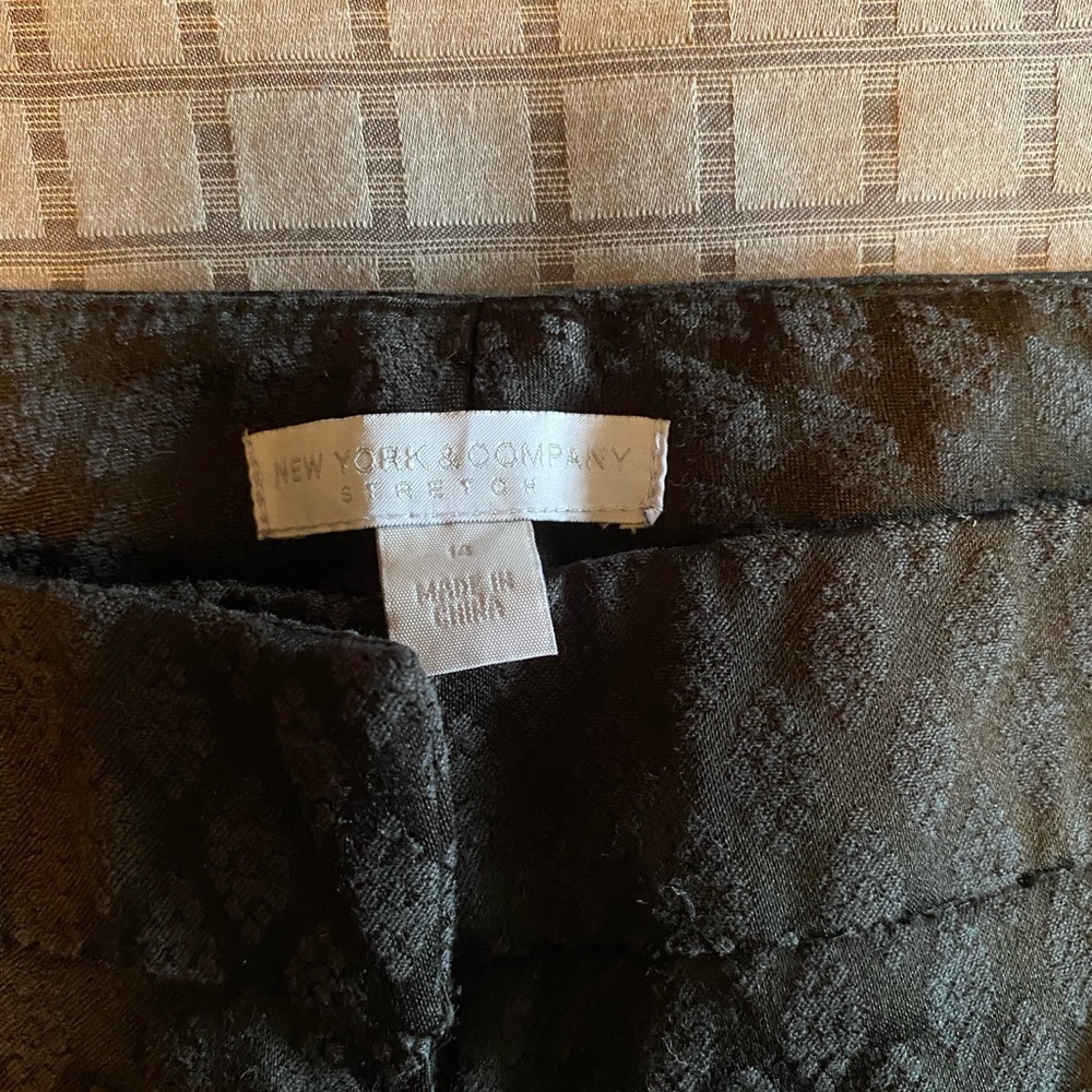 New York & Co cropped trousers, sz 14